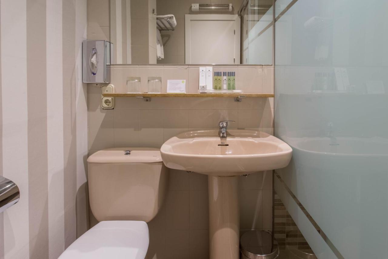 Sercotel Apartamentos Europa Saint-Sébastien Extérieur photo